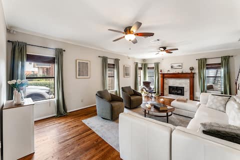 Top performing Airbnb: Peaceful Family Home with Private Office in Eldridge / West Oaks