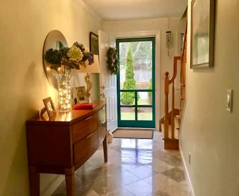 Conveniently located, spacious & pet-friendly