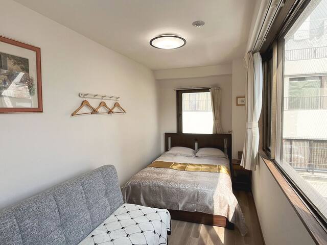 浅草寺まで徒歩８分の広くて静かな民泊（最大8名宿泊可能） gallery image 3