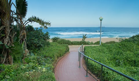 14 Kyalanga - by Stay in Umhlanga