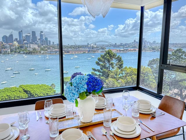 Splendid Harbour Bridge & Opera House Views: 3-Brs gallery image 5