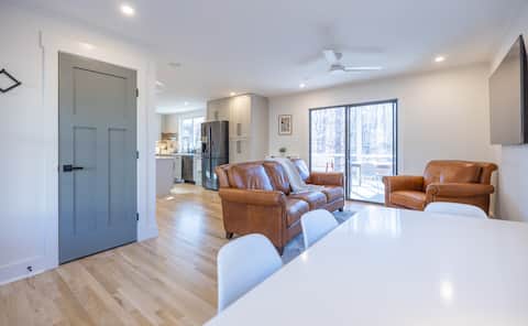 Successful Airbnb property: Screen Porch & Close to Duke in Durham
