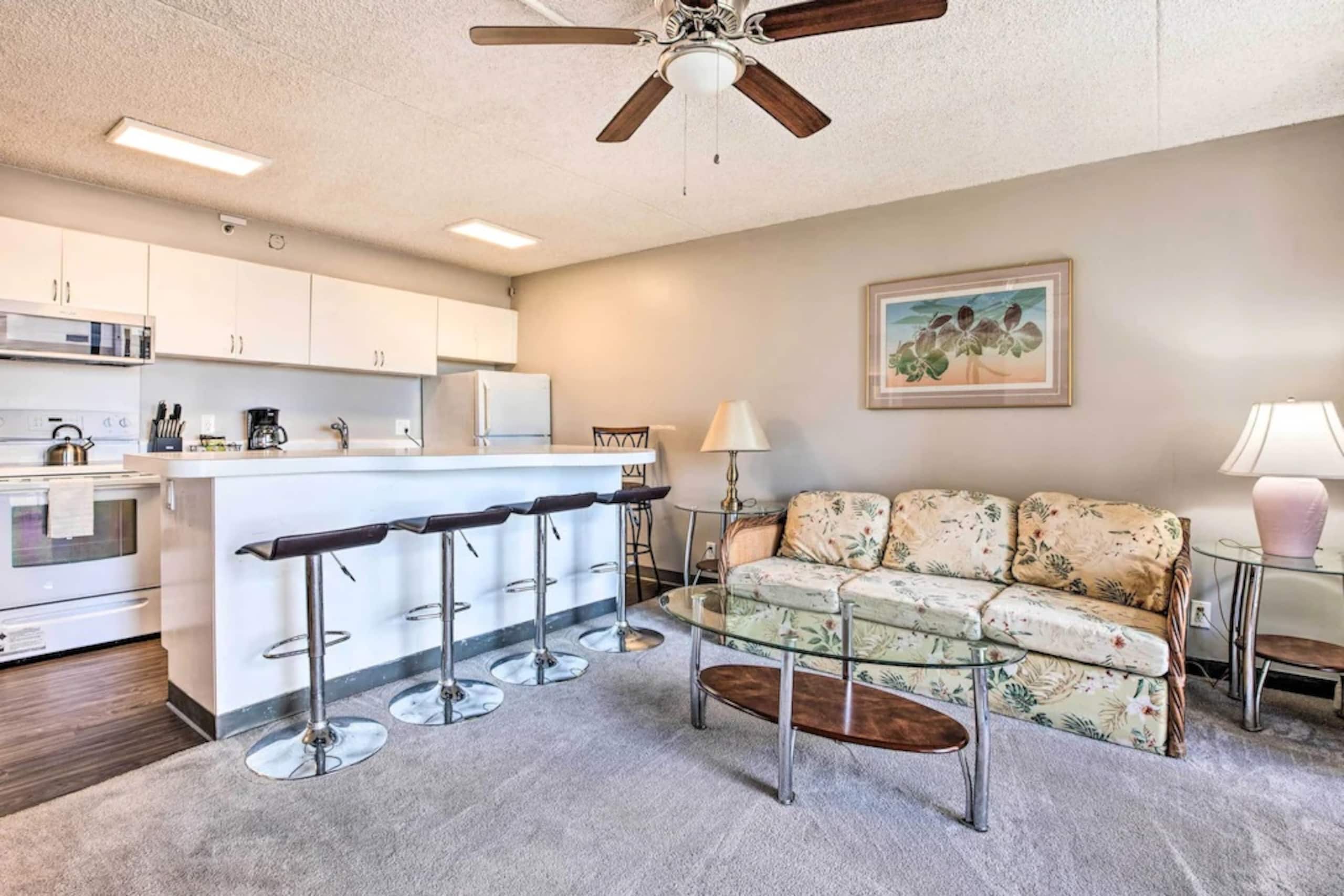 Hotel in Honolulu · ★4.67 · 1 bedroom · 3 beds · 1 private bath - Image 1