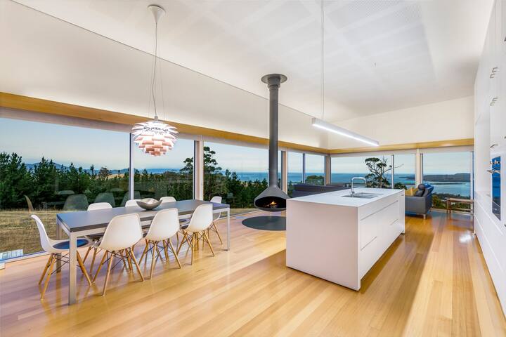 Marion Bay House, Luxury Retreat gallery image 2