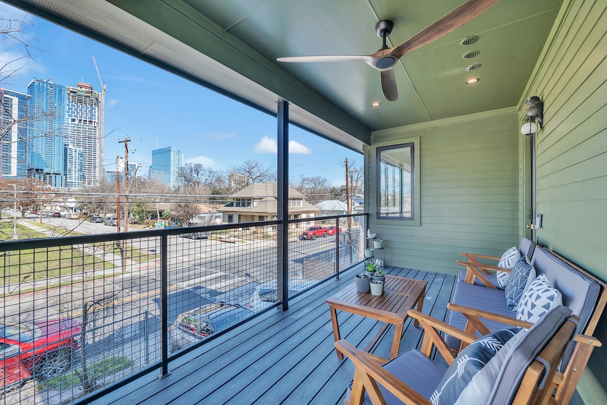 Walkable Waller Loft - Modern East ATX Living