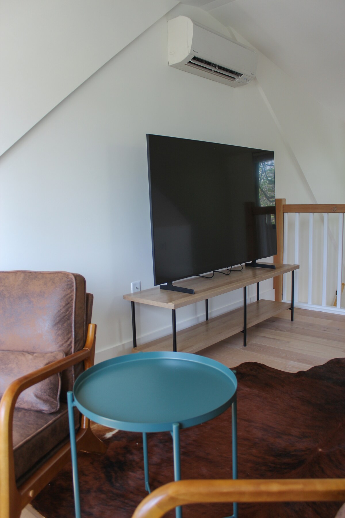 Walkable Waller Loft - Modern East ATX Living