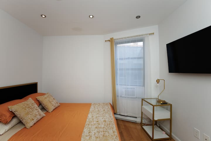 New York City 5-Bed Suite A gallery image 4