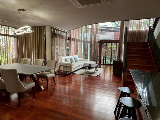3BD | House1 -Promphong BTS EmDistrict Easy Access gallery image 2