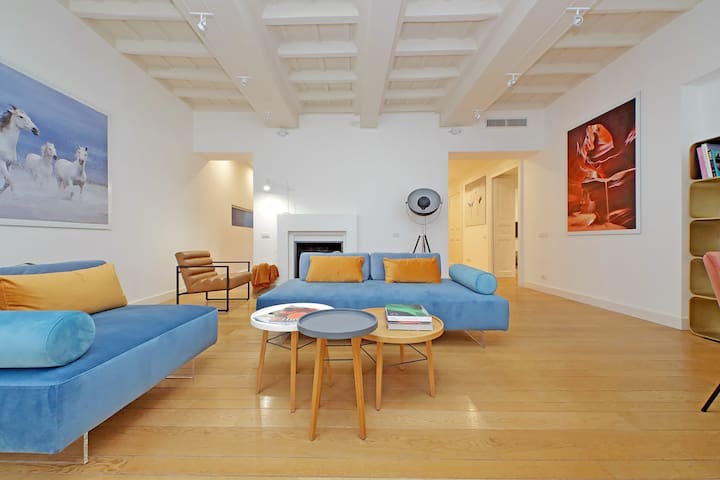 Domus Avignonesi Design Apt 400m from Trevi