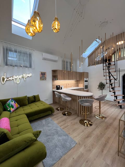 Successful Airbnb property: Champagne Apartment in Balatonfüred