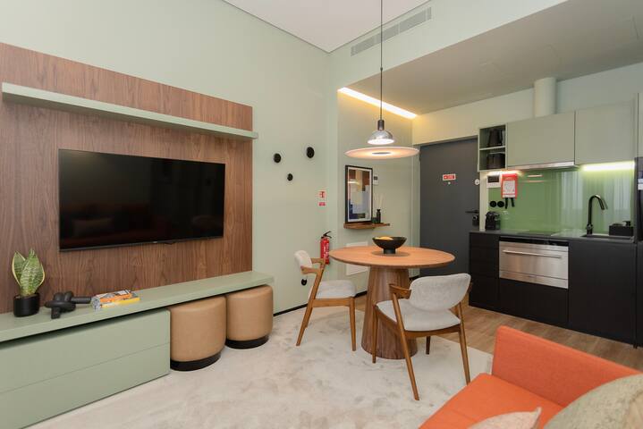 2 new Apartments by Bolhão Market (6 adult 4 kids) gallery image 4