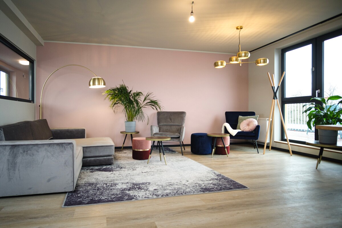 Top performing Airbnb: Cozy apartment with kitchenette, gym and coworking in Pankow