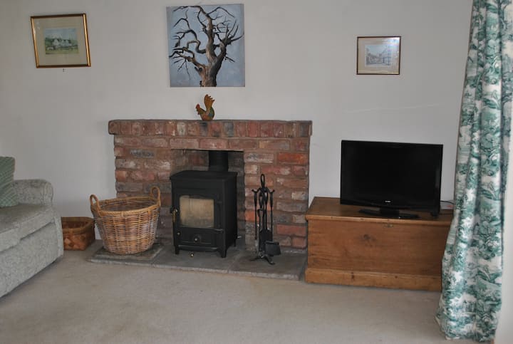 Rose Cottage. Ludlow. Idyllic. Outstanding Views - Herefordshire