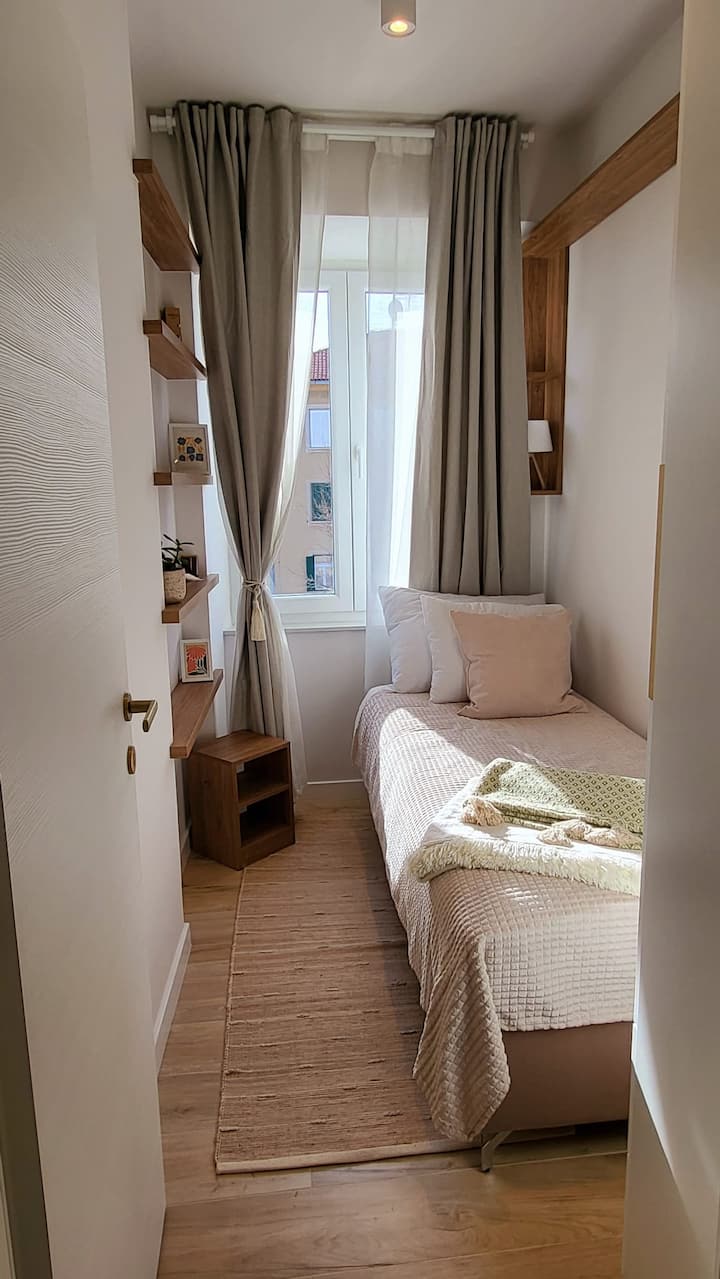 غرفة النوم 2