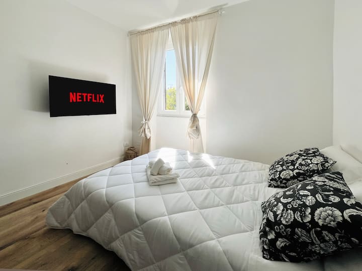 (Centrale) 3 Bedr + Suite Privata + Parking 2 Min - Lerici