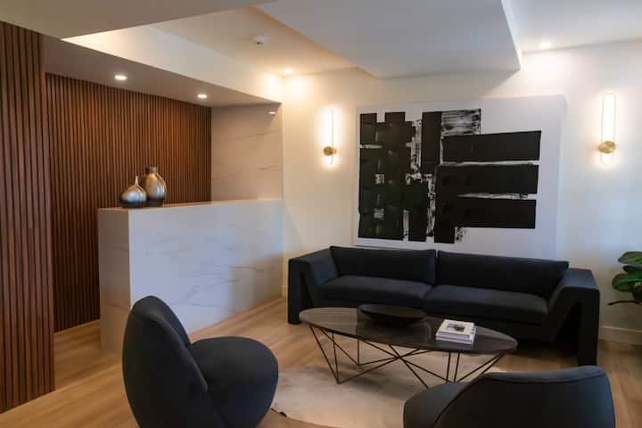 Ground Floor Bachelor Suite - Bermuda