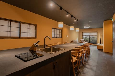 [TsuruINN Wakoi] 5 min Tsuruhashi, Direct to KIX