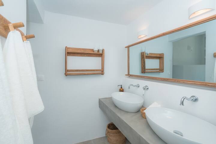 Villa Dione Platys Gialos Beach gallery image 5