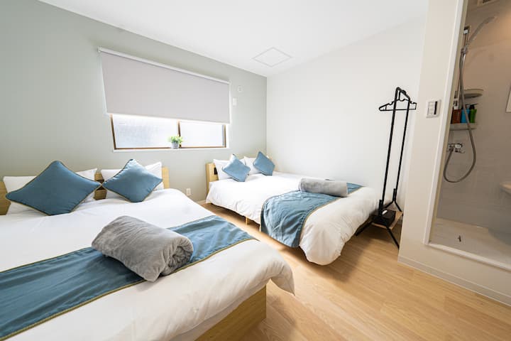 毛布は冬季限定です。
Одеяла се предлагат само през зимния сезон.