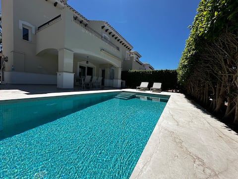 Renovated Luxurious Home with private heated pool