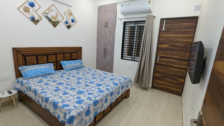 საძინებელი 1