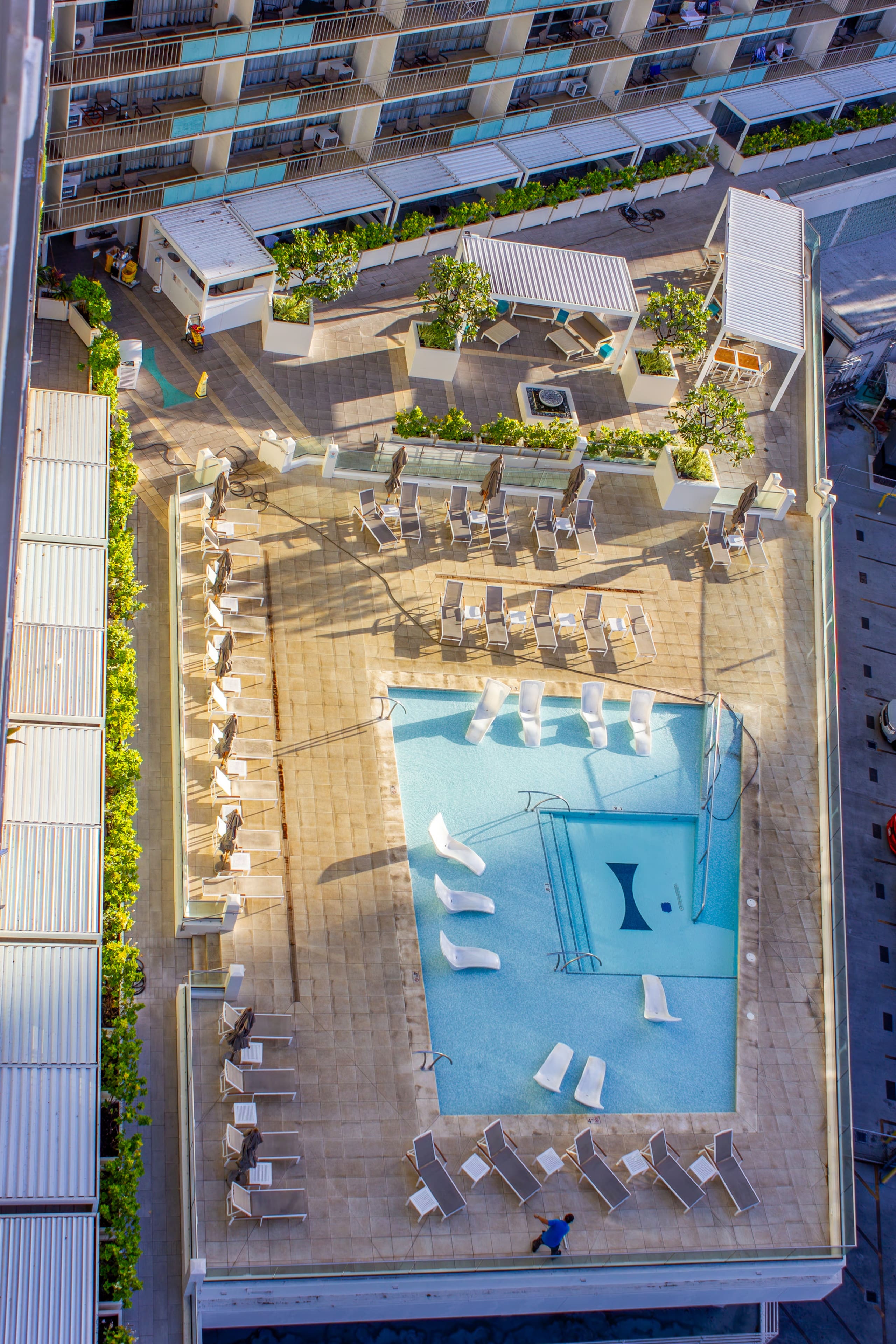 Condo in Honolulu · ★4.98 · 1 bedroom · 3 beds · 1 private bath - Image 70