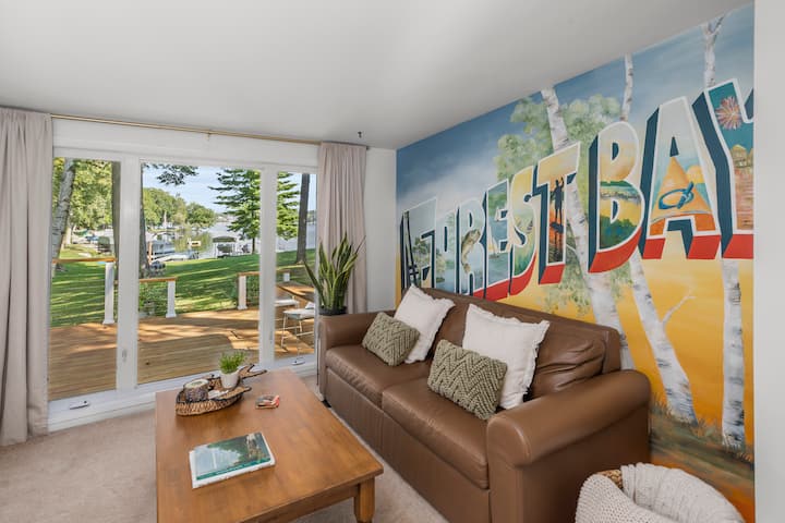 Forest Bay Cottage - Oconomowoc, WI