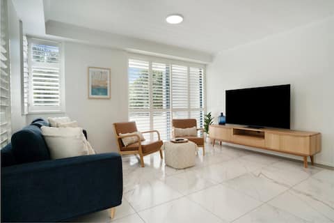 Seaforth at Alex ~ Beachside Coastal Apartment ~