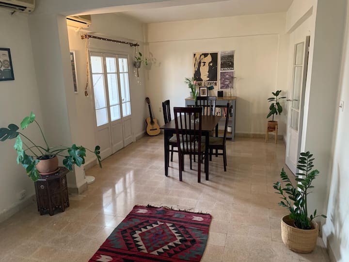 Achrafieh Gem | 2br & Balcony - بيروت