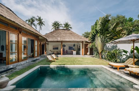 Stylish, central, family friendly villa