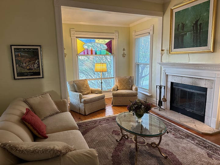 Vintage Splendor Historic - saugatuck, MI
