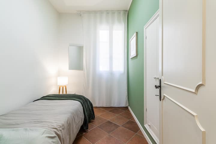 غرفة النوم 2