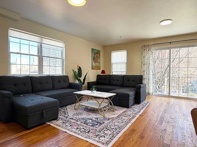 Spacious Apt 10 min EWR | 30 min NYC