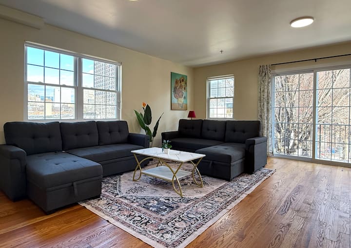 Family Friendly| 15 Beds| 10 Min Ewr | 30 Min Nyc - Newark, NJ