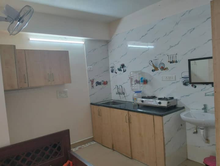 Your Very Own Studio Apt @Thiruvanmiyur - Chennai