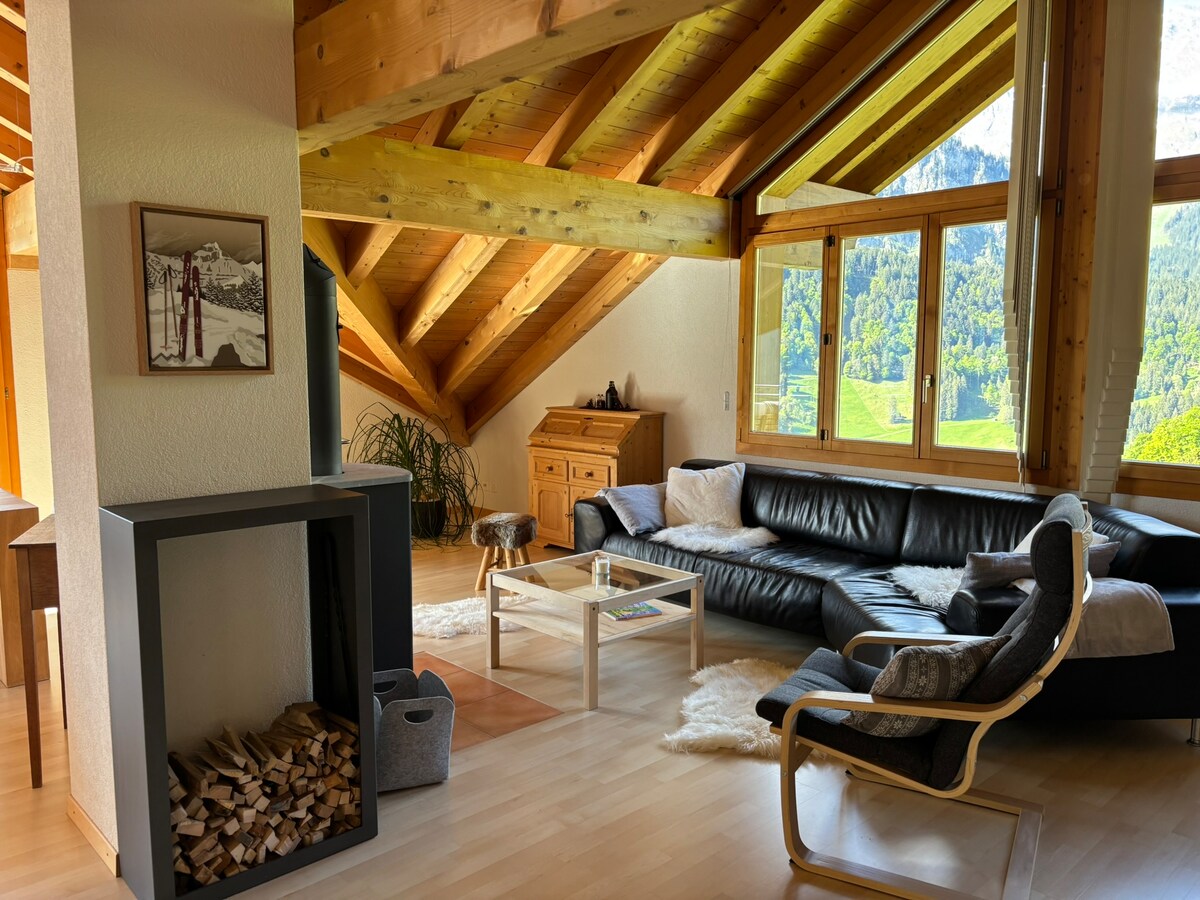 Top Airbnb: Penthouse apartment with a fantastic view in Engelberg