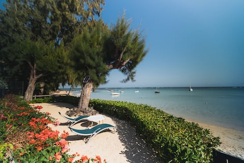 Beachfront duplex with direct beach access