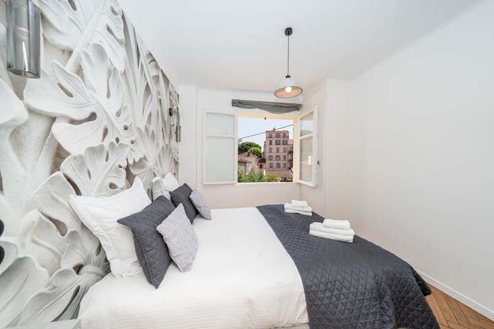 Uživajte u mirnoj noći u ovom udobnom gnijezdu, savršenom za ponovno punjenje baterija nakon dana razgledavanja.