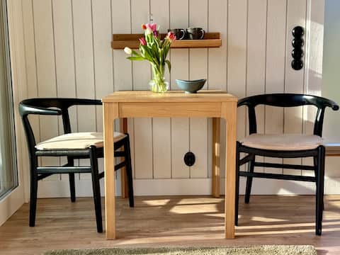 Successful Airbnb property: Architect-designed tinyhouse by the sea i in Stenungsund