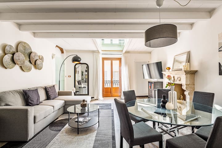 Brand new 2 bedrooms apartment in Brera