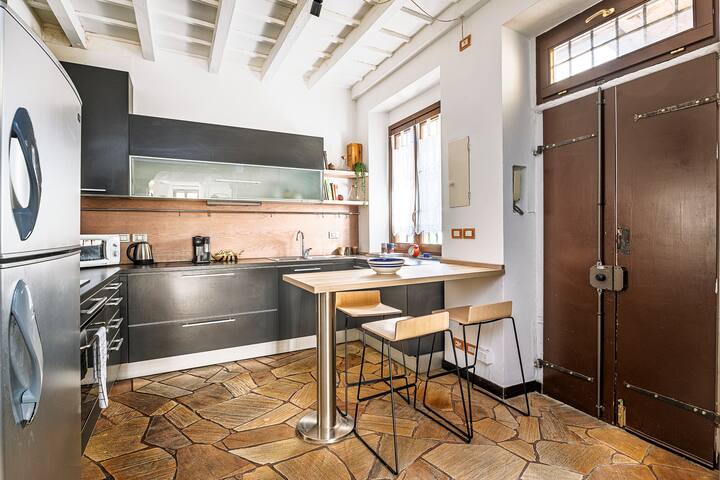 Brand new 2 bedrooms apartment in Brera gallery image 5