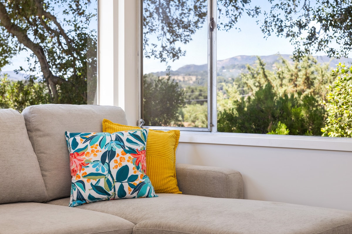 Popular Airbnb listing: View Cottage Near Wineries & Beaches- Hot Tub + EV in Atascadero