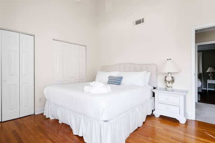 Spálňa 2 - manželská posteľ 