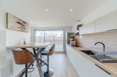 Exceptional rooftop, Rhône view, 12 pax, Caluire