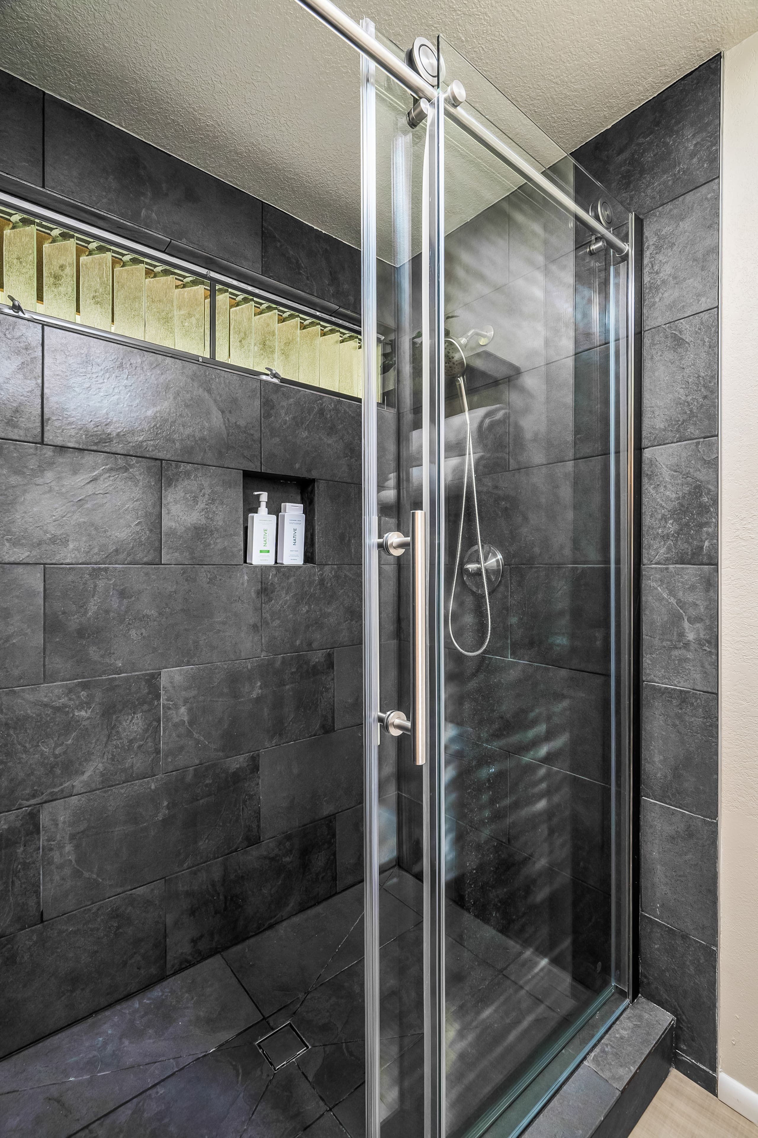 Luxury Princeville King Studio| AC, Lanai, Pool - Image 11