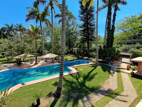 Casa Amarillis