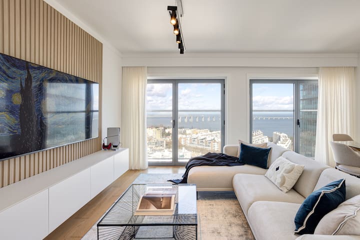 Expo Skyline @Private Condo | River View | Parking