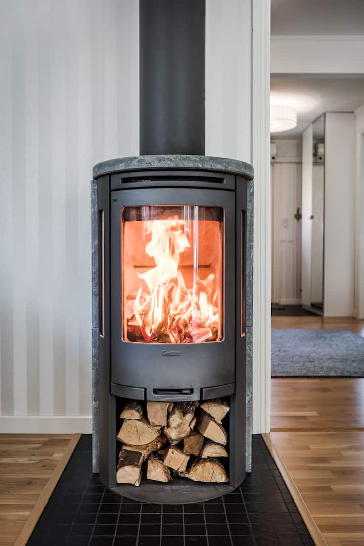 Villa Nära Natur Och Sommarland. Laddplats Elbil. - Skövde