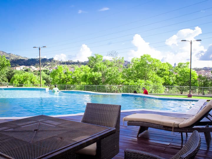 Disponible Hoy | Piso 10 Seguro, 300 Evaluaciones - 