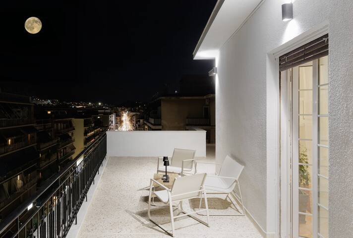 Athens Koukaki Penthouse, Acropolis view gallery image 2